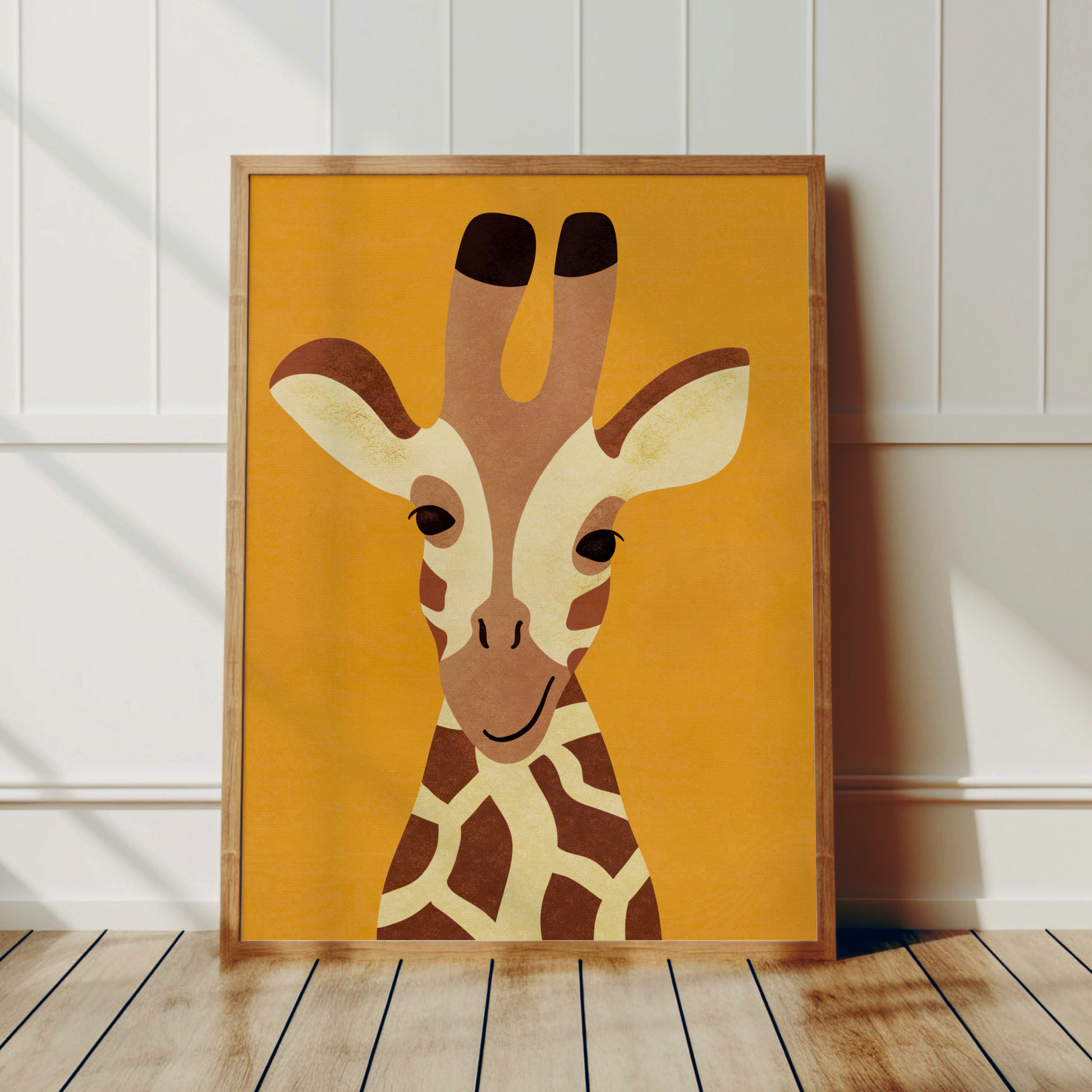 Glad giraff illustration i ram