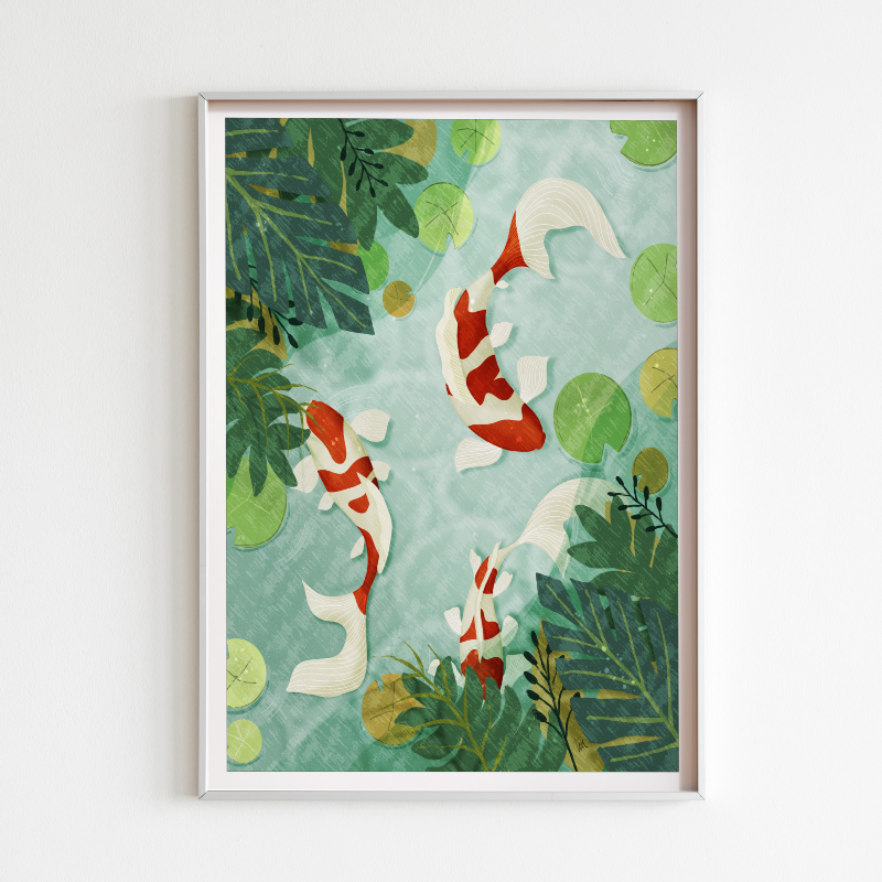 Botanisk Koi Karp poster – tre koi-fiskar sedda ovanifrån i ett tropiskt damm med gröna blad och turkosa nyanser