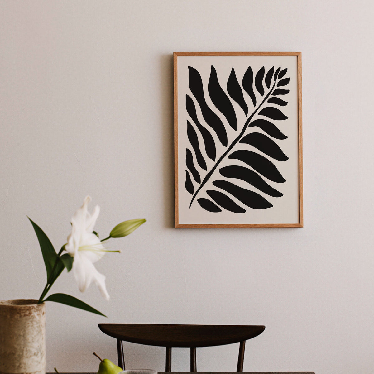 Bladsiluett i svart, grafisk botanisk poster