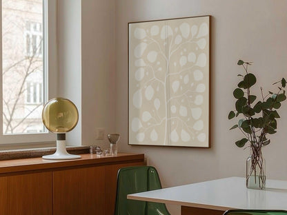 Matplats med väggkonst 