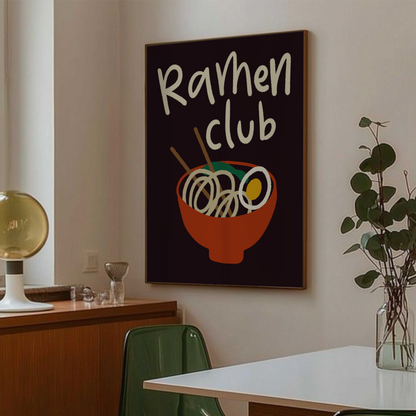 Ramenposter Ramen Club i matplats med grön stol och växt