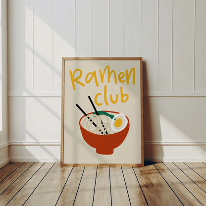 Ramenposter Ramen Club lutad mot vitpanelad vägg