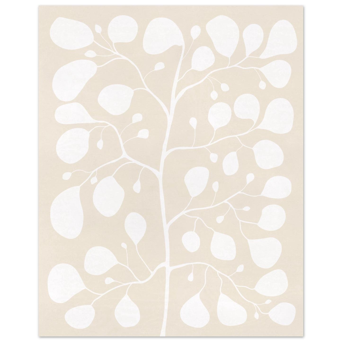 En minimalistisk botanisk poster föreställande en vit Pilea-växt i nyansen Lucent White mot en varm beige canvas-bakgrund, skapad av Tove Malm Illustration.