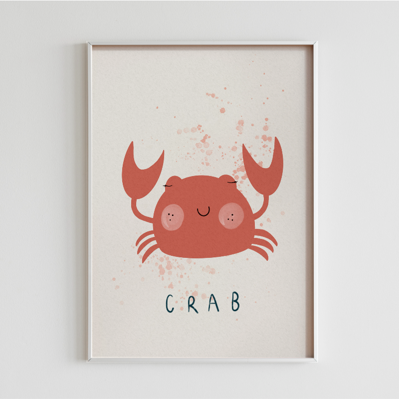 Färgglad krabbposter i vit smal ram på en vit vägg